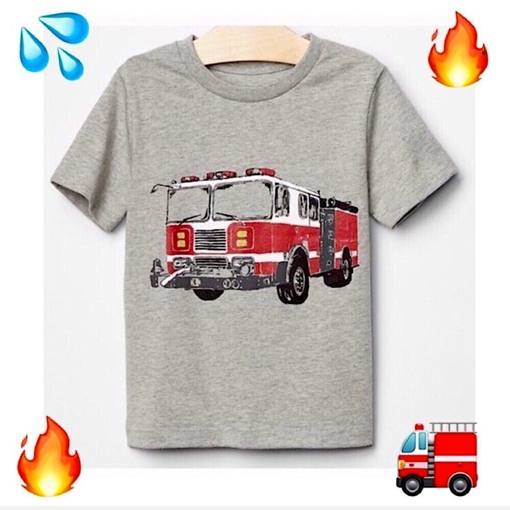 BABY GAP Grey T-Shirt With Red Fire Truck Sz 18-24m NWT